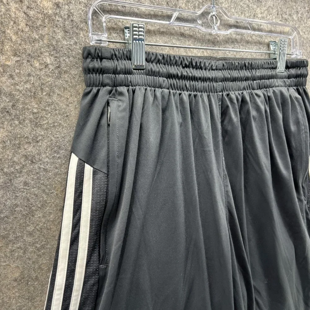 Adidas Shorts Men Large Black White Athletic Basketball Training Gym Trefoil - Picture 3 of 14